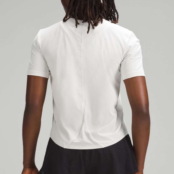 NWT Lululemon Lightweight Stretch Running T-Shirt | Women’s Size 6 - Picture 7 of 7